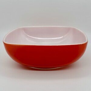Vintage Pyrex Red and White Square Mixing Bowl 2-1/2 Quarts 5258-025 A-29 Marked